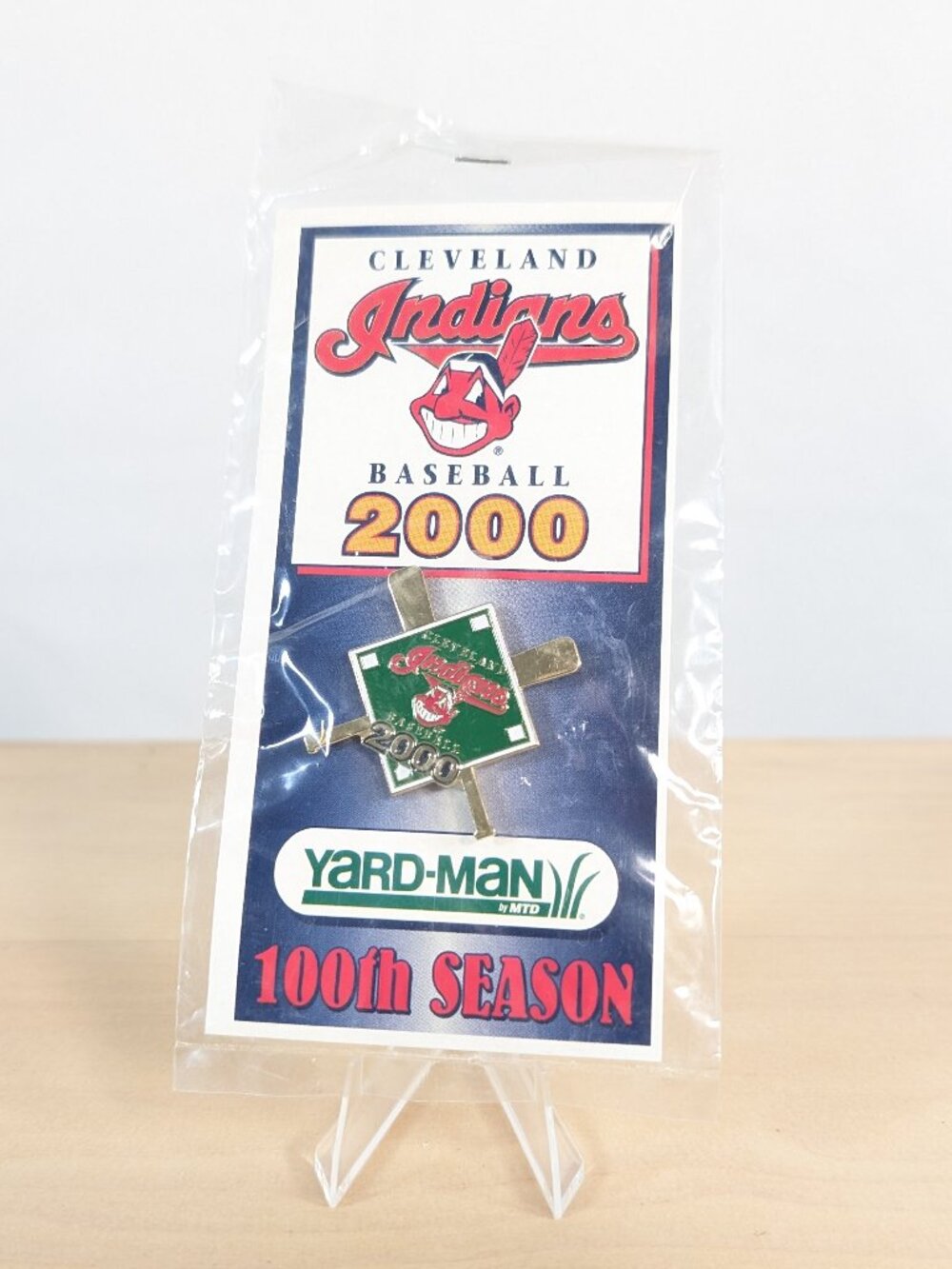 Cleveland Indians 2000 pin